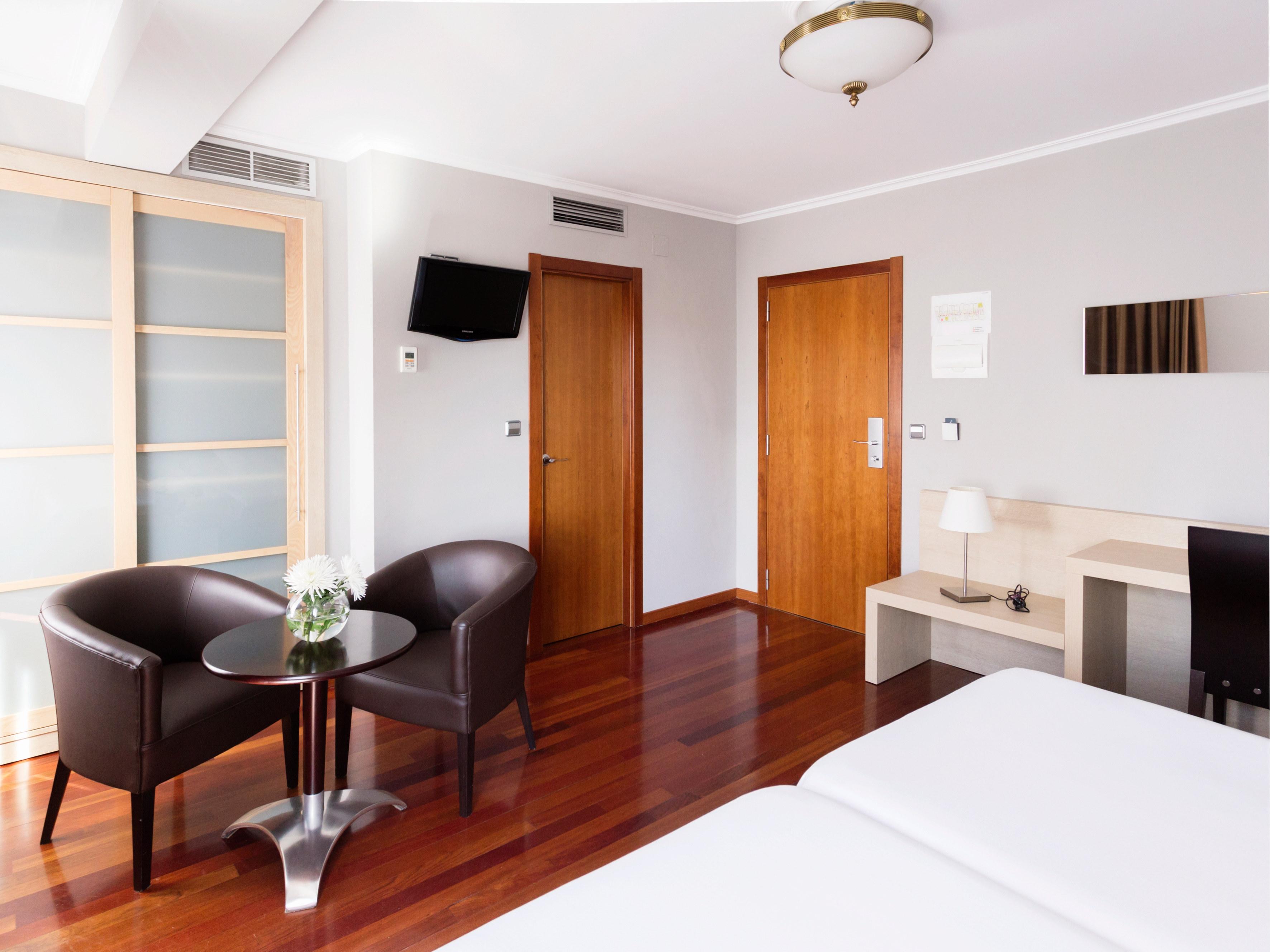 Hotel Valencia Ferrol Exterior photo